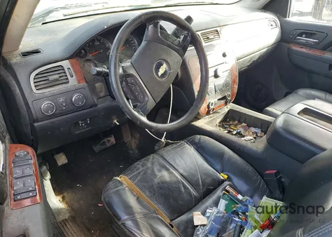 2010 Chevrolet Silverado K2500 Heavy Duty Ltz z USA, uszkodzony, nr VIN 1GC4KYBG1AF106881